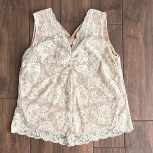 Elegant Rose Lace Sleeveless Top
